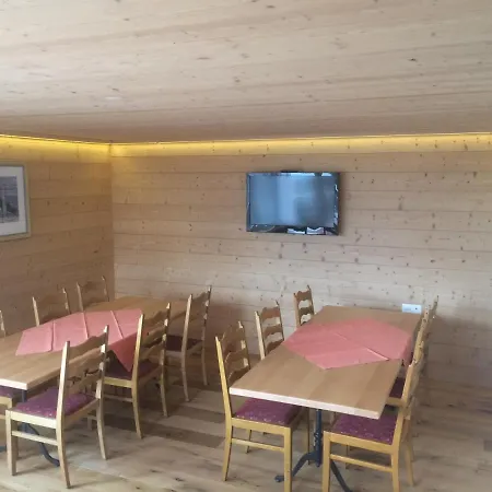 Restaurant Heidihof Szálloda *